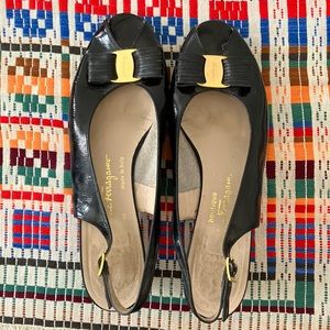 Boutique Salvatore Ferragamo Vintage Bow Vara Slides sz 10.5